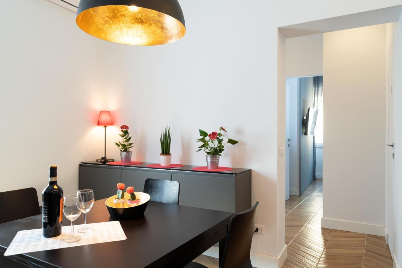 Colosseo Luxe Apartment In The Center Of Рим Экстерьер фото