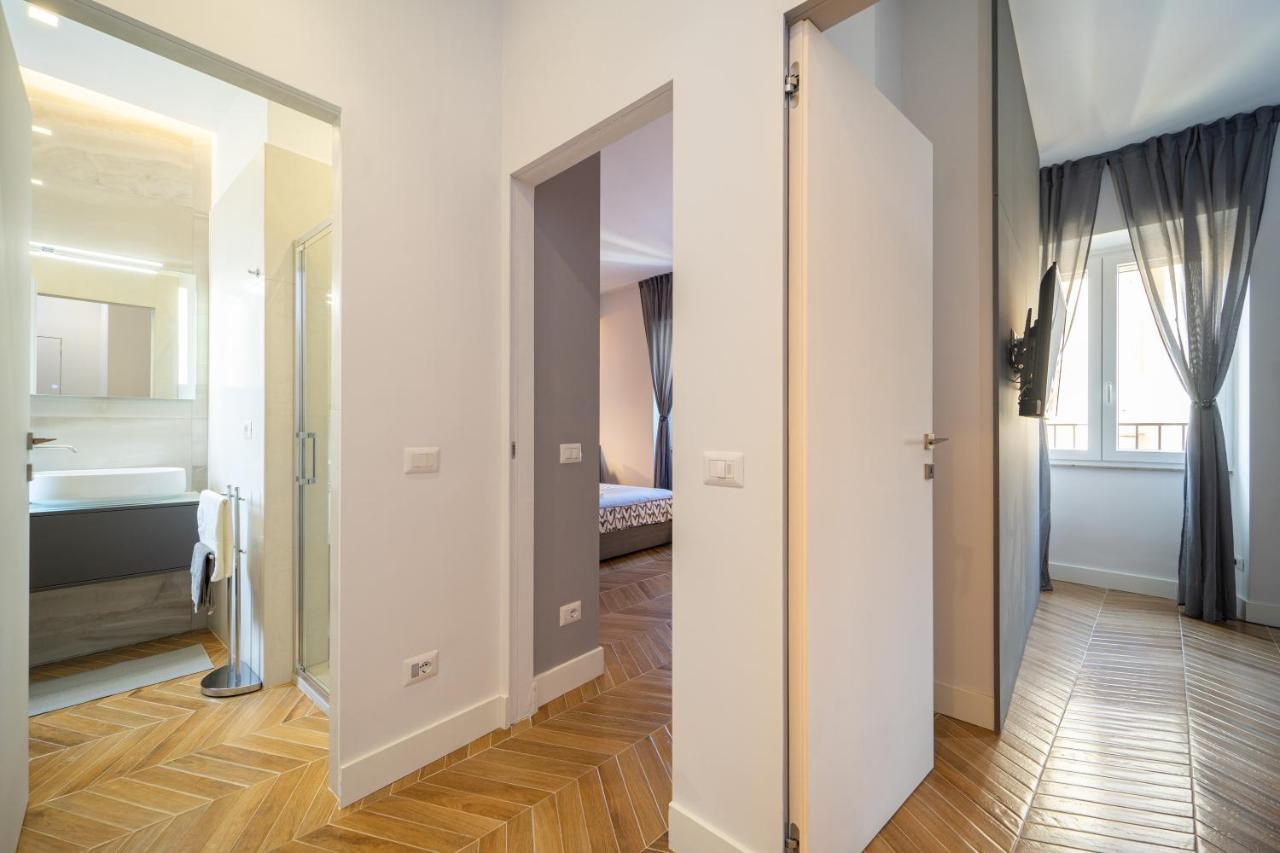 Colosseo Luxe Apartment In The Center Of Рим Экстерьер фото