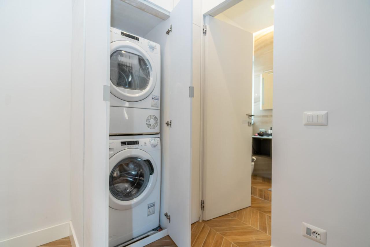 Colosseo Luxe Apartment In The Center Of Рим Экстерьер фото