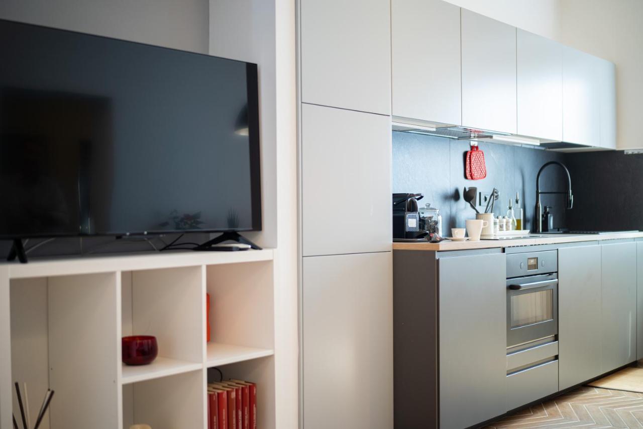Colosseo Luxe Apartment In The Center Of Рим Экстерьер фото
